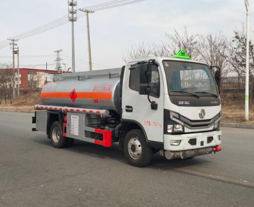 丹凌牌HLL5070GJYE6型加油车